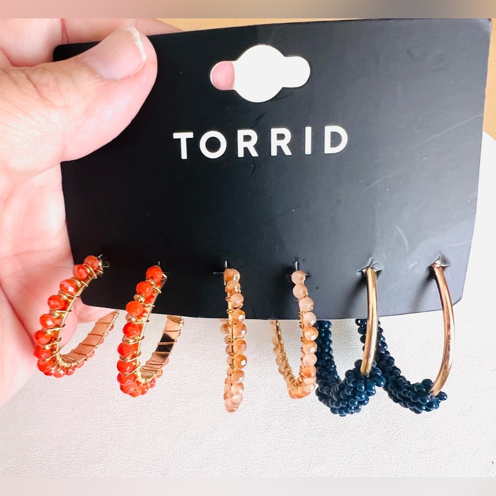 Torrid Beaded Hoop Earrings Gold Tone Red Peach Navy